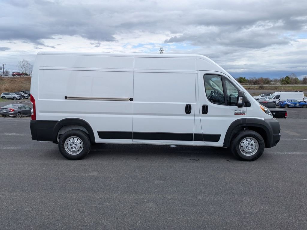 Used 2022 RAM ProMaster 2500 w/ Interior LED Lighting Group image 2