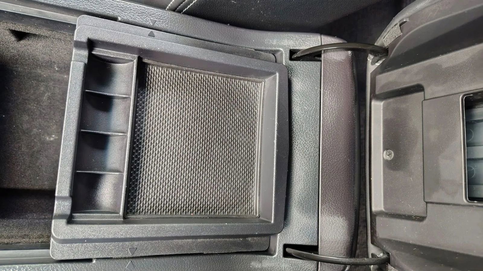 Used 2016 Subaru Outback 3.6R Limited image 24