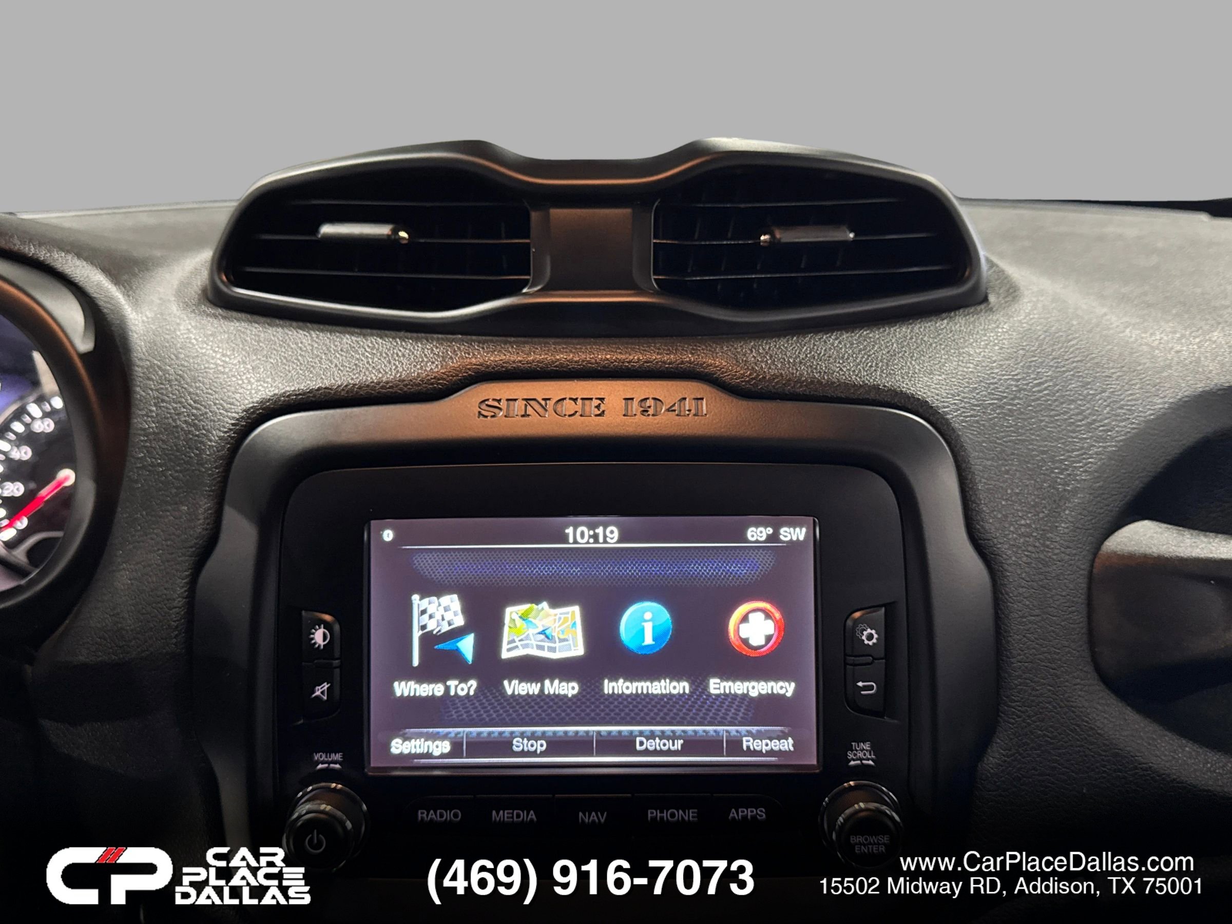 Used 2017 Jeep Renegade Altitude image 35