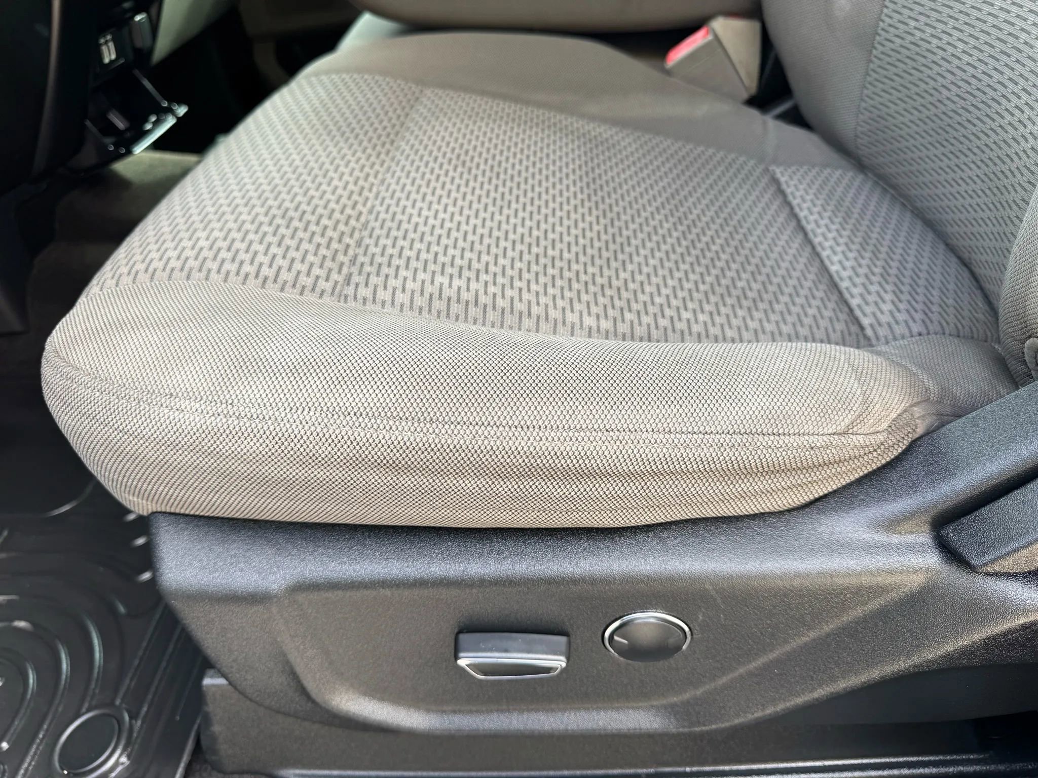 Used 2018 Ford F250 XLT w/ XLT Premium Package image 11