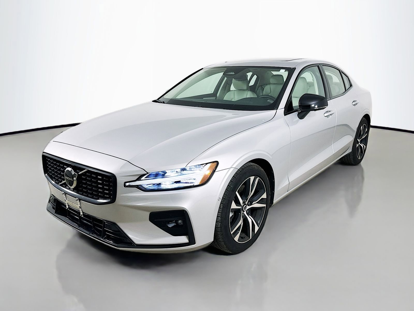 Used 2025 Volvo S60 B5 Plus