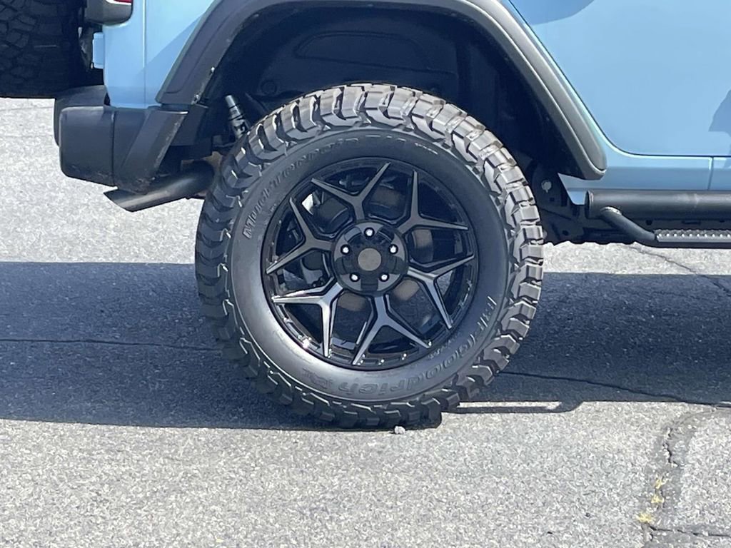 New 2025 Jeep Wrangler Unlimited Sport image 12