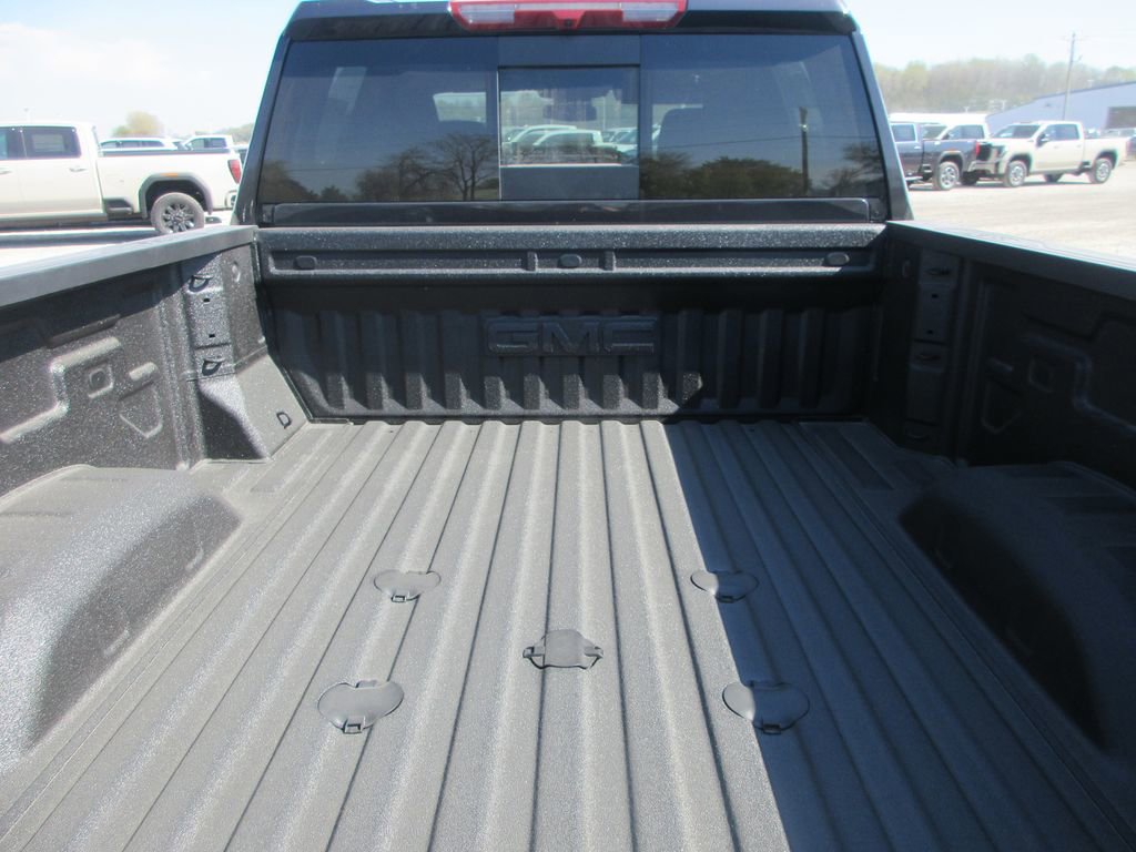 New 2026 GMC Sierra 2500 SLE image 6