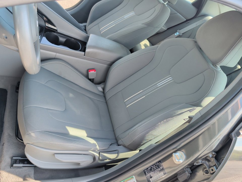 Certified 2024 Hyundai Elantra SEL w/ Convenience Package FWD image 30
