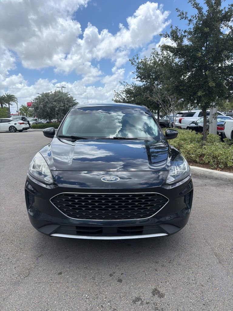 Used 2021 Ford Escape SE w/ Convenience Package FWD image 2