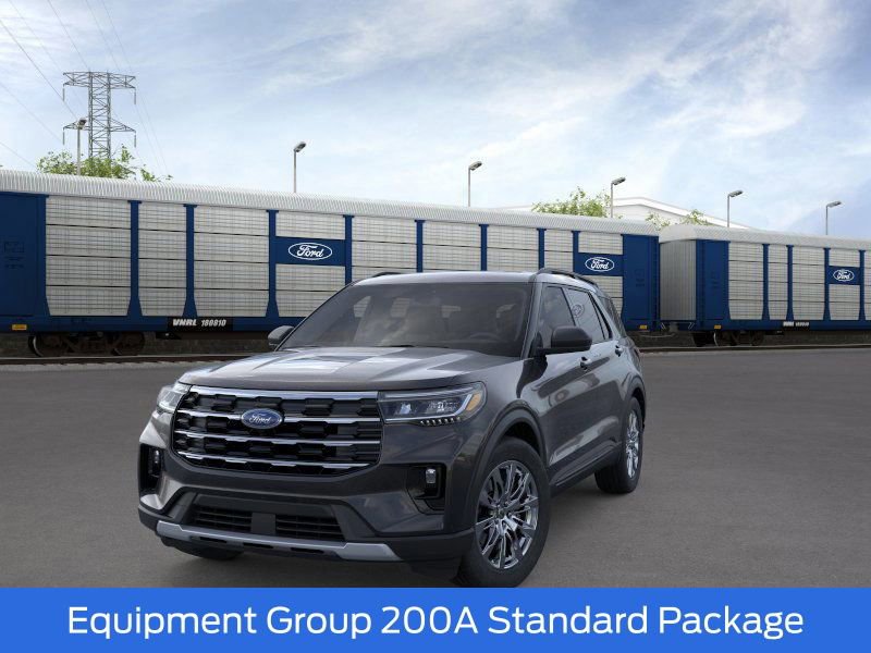 Used 2026 Ford Explorer Active w/ Active Comfort Package image 3