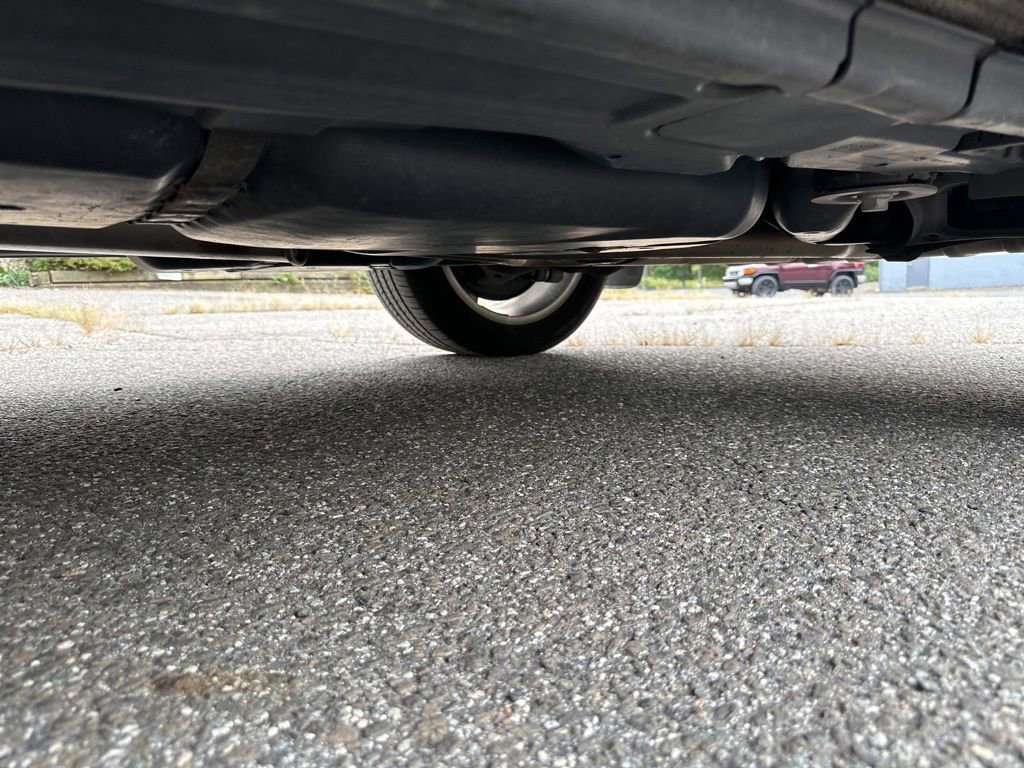 Used 2014 Volkswagen Touareg VR6 image 23