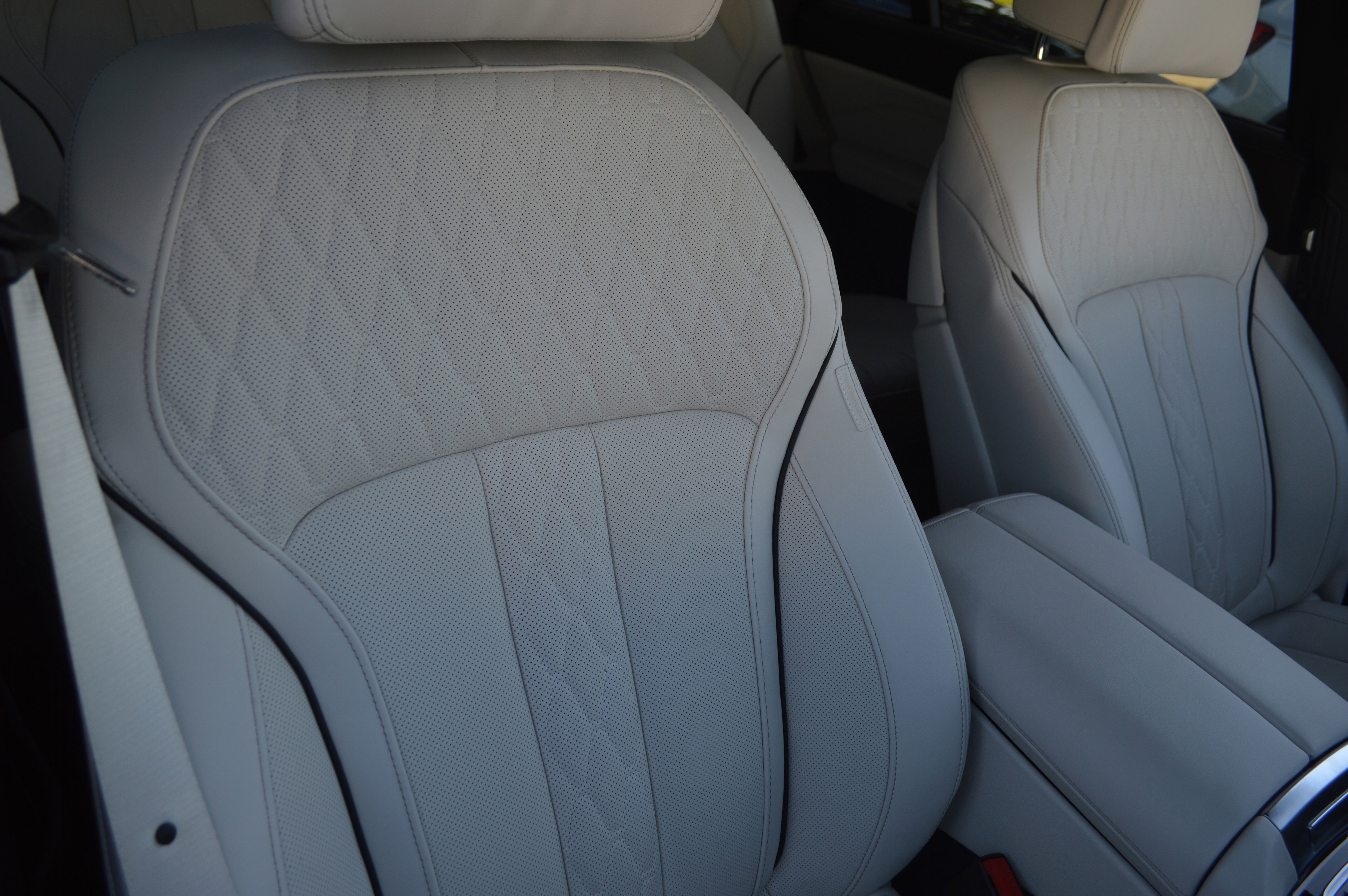 Certified 2025 BMW X7 xDrive40i image 39