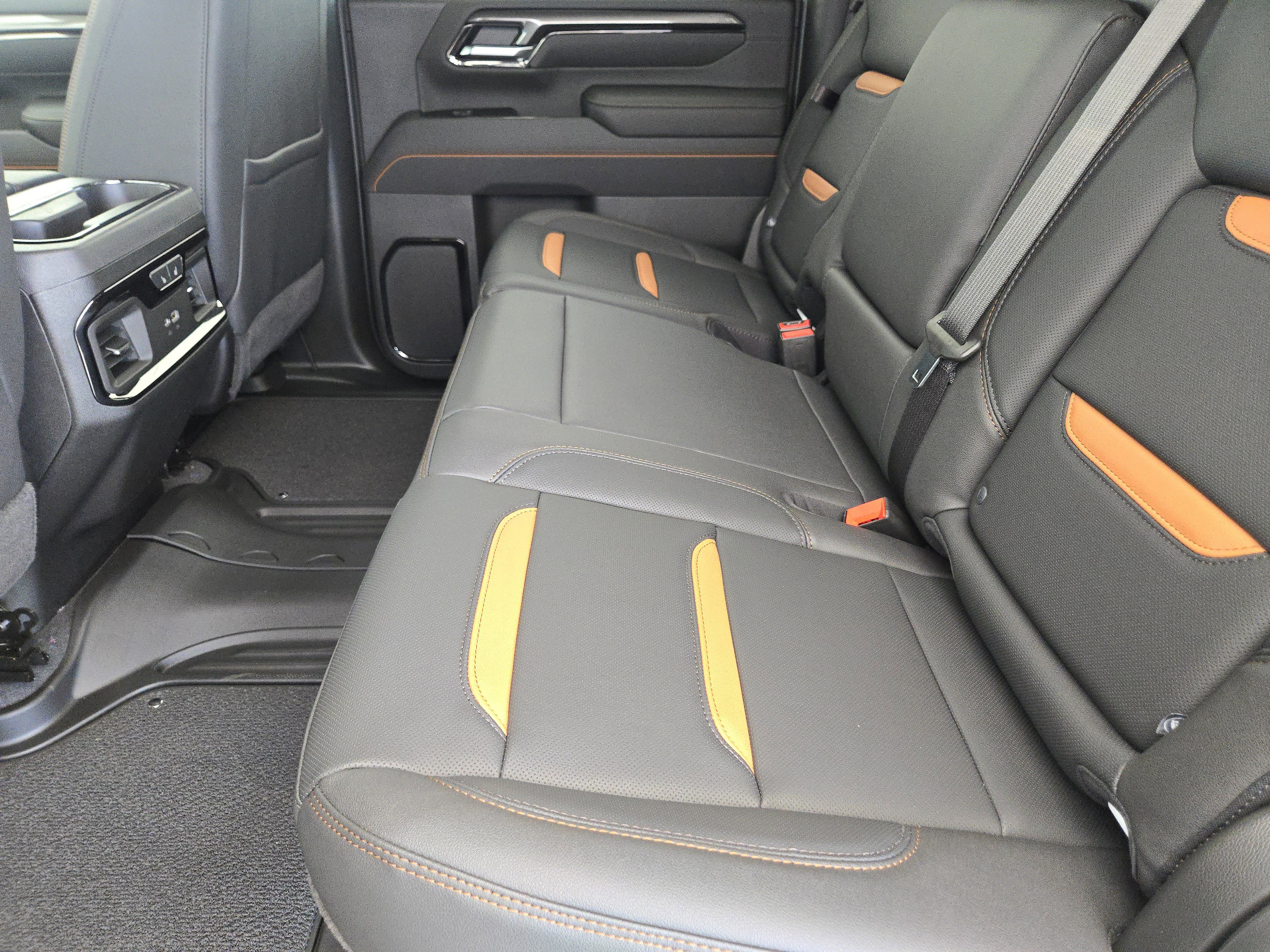 New 2026 GMC Sierra 2500 AT4 w/ AT4 Premium Plus Package image 22