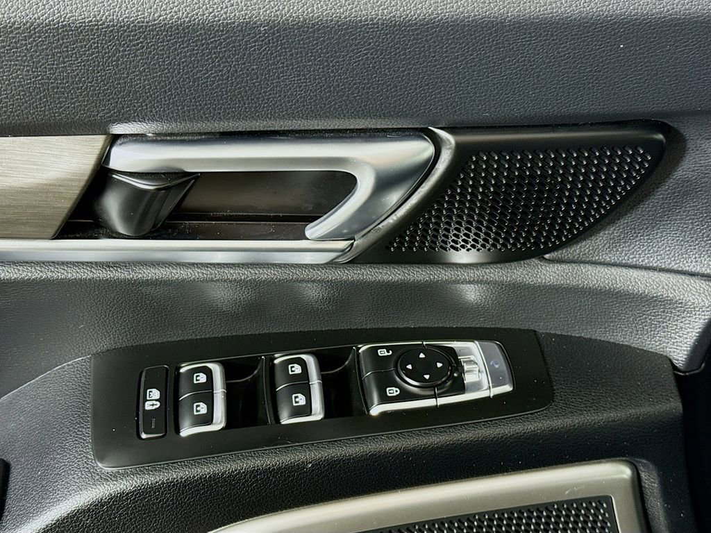 Used 2023 Kia Telluride EX X-Line image 24