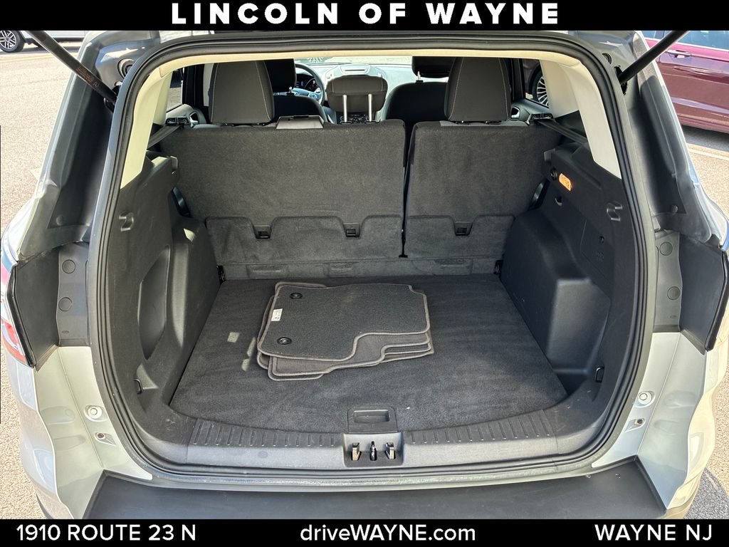 Used 2018 Ford Escape SE w/ SE Sync 3 Package AWD/4WD image 6