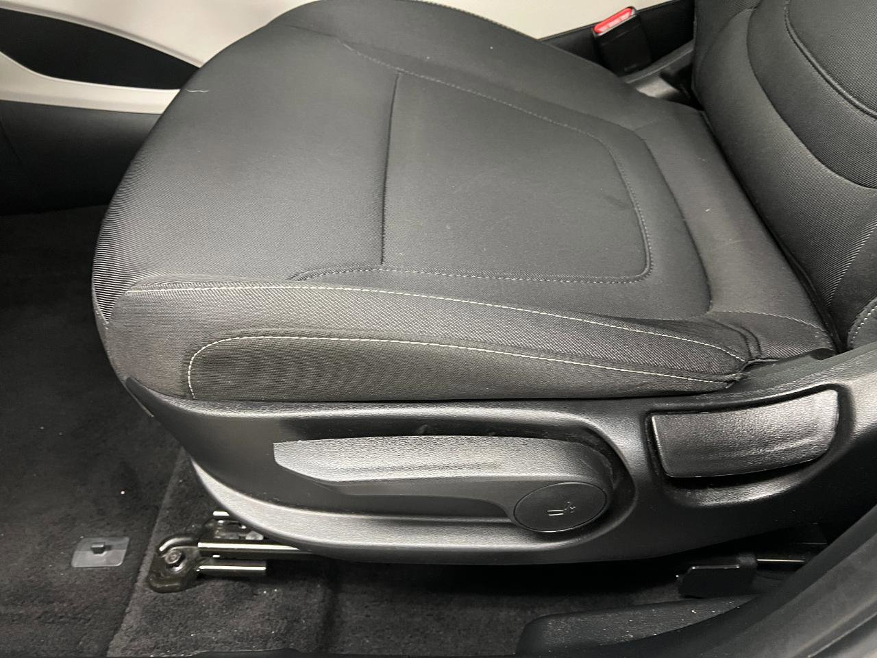 Used 2024 Hyundai Tucson SE image 23