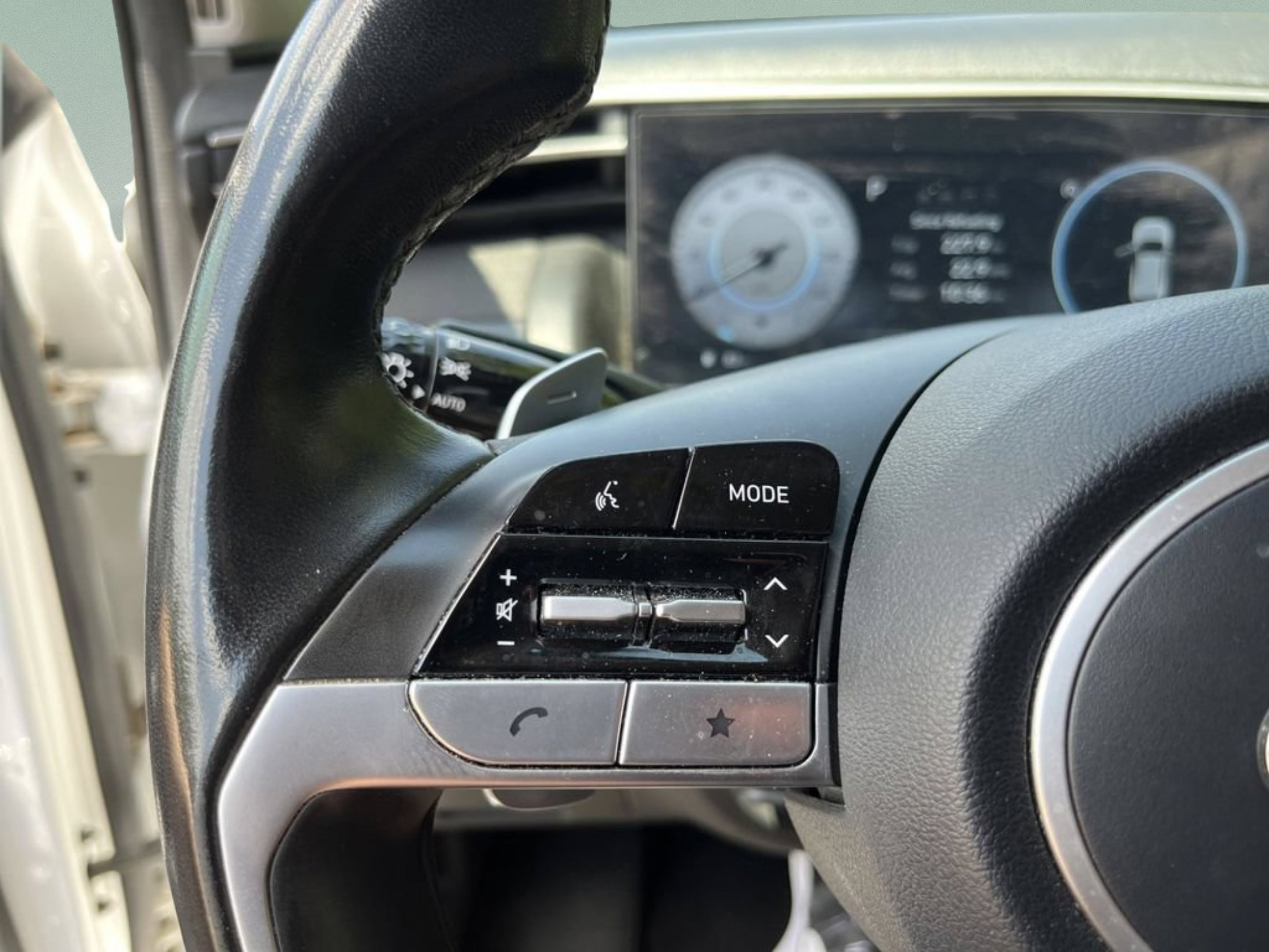 Used 2023 Hyundai Tucson Limited AWD/4WD image 20