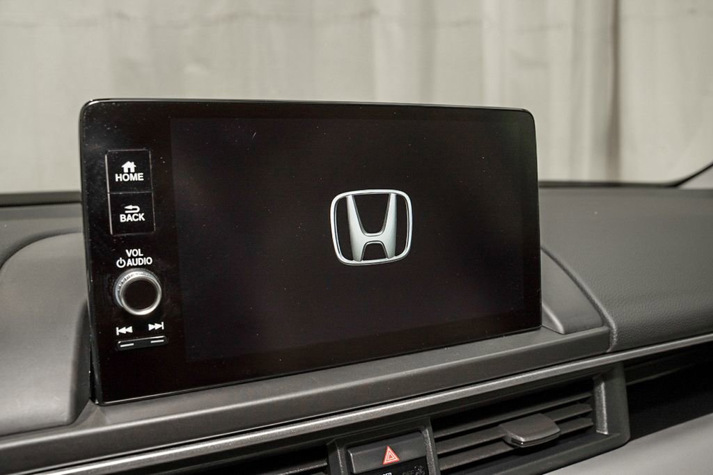 Used 2025 Honda Pilot EX-L image 14