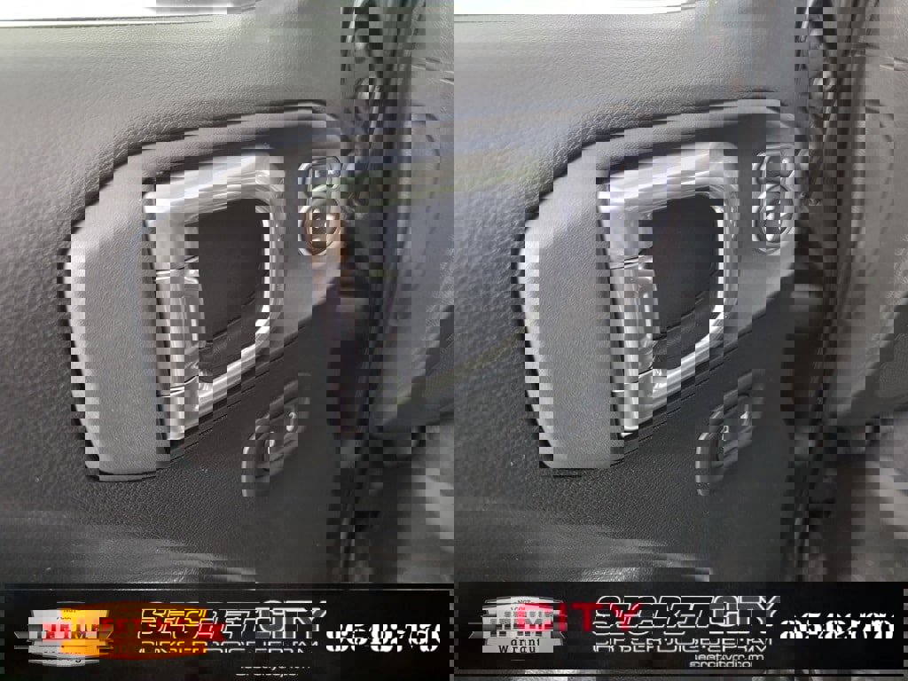 New 2026 Jeep Wrangler Unlimited Sport image 12