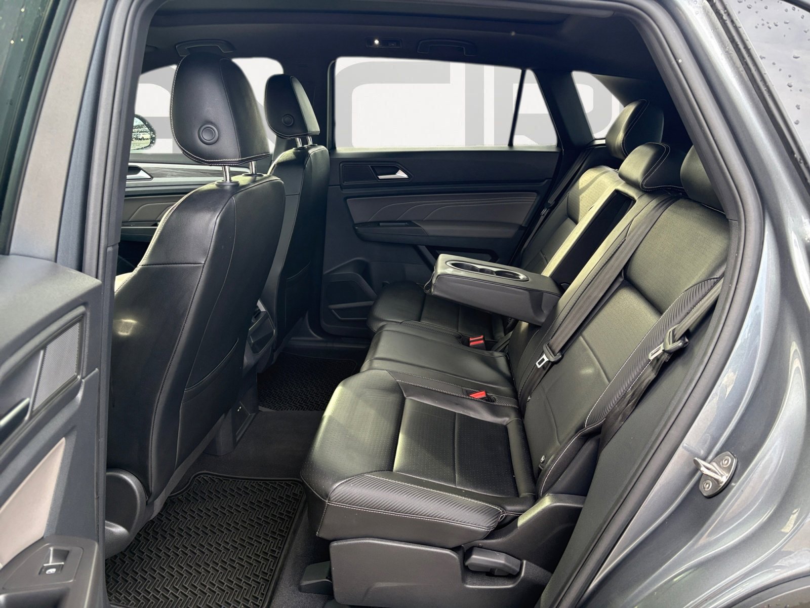 Certified 2022 Volkswagen Atlas Cross Sport SE w/ Panoramic Sunroof Package FWD image 21