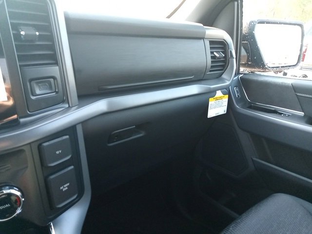 New 2025 Ford F150 XLT w/ Equipment Group 302A MID image 55