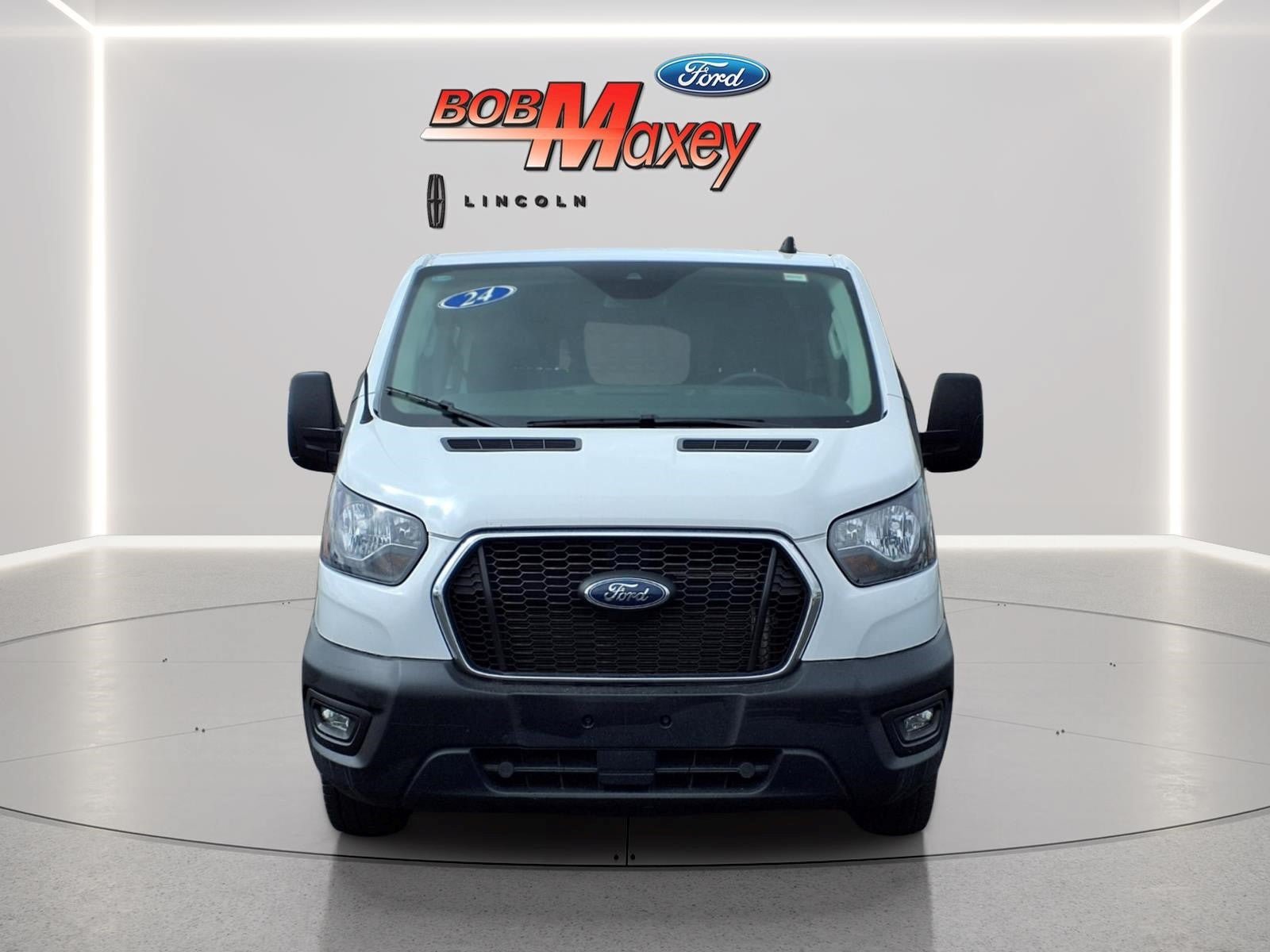 Used 2024 Ford Transit 250 Low Roof w/ Exterior Upgrade Package RWD image 2