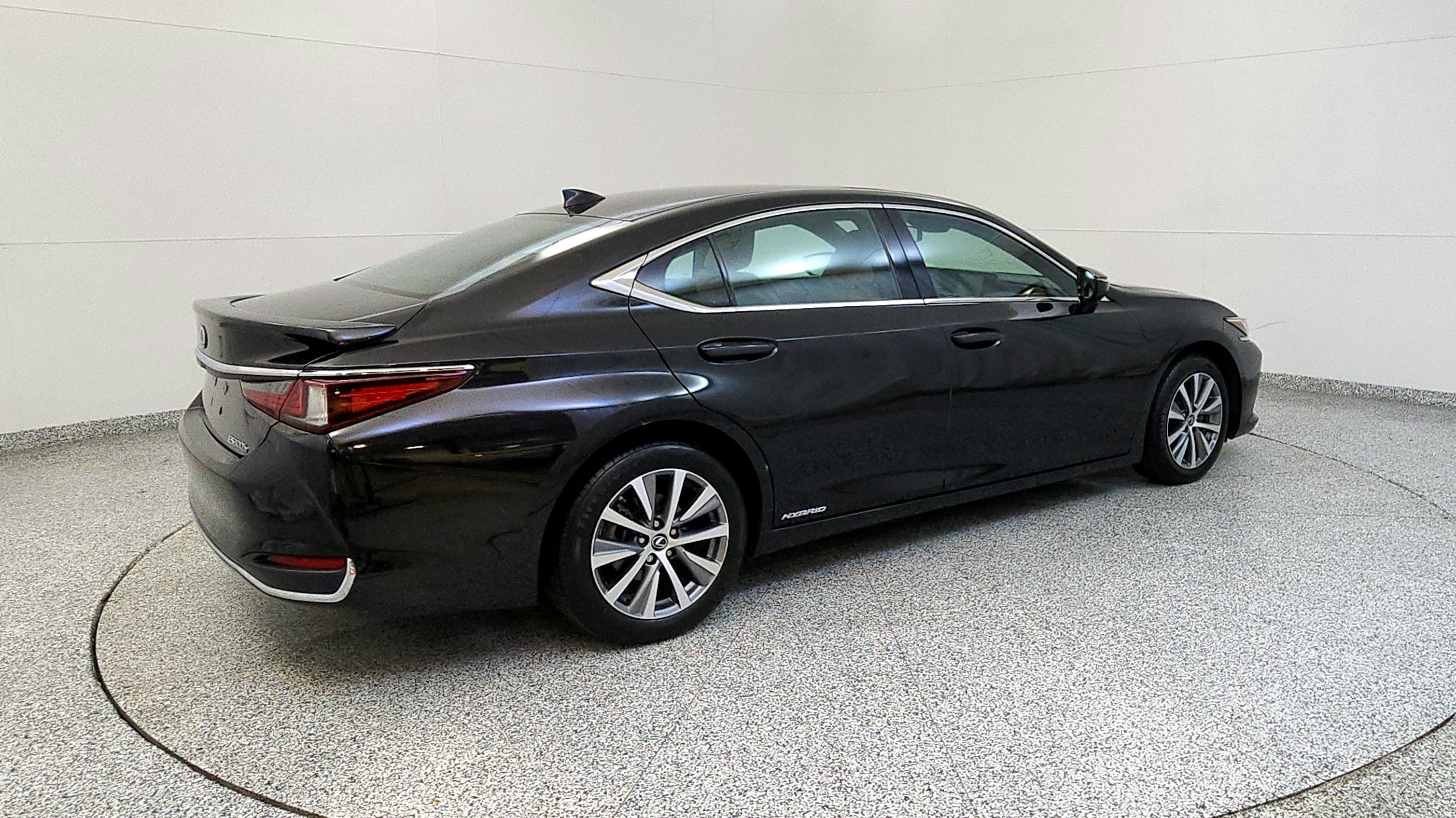 Used 2020 Lexus ES 300h w/ Premium Package FWD image 7