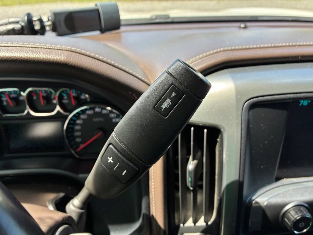 Used 2018 Chevrolet Silverado 1500 LTZ w/ Sport Package AWD/4WD image 29