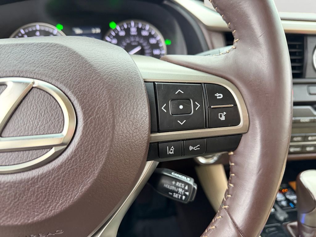 Used 2017 Lexus RX 350 AWD w/ Premium Package image 18