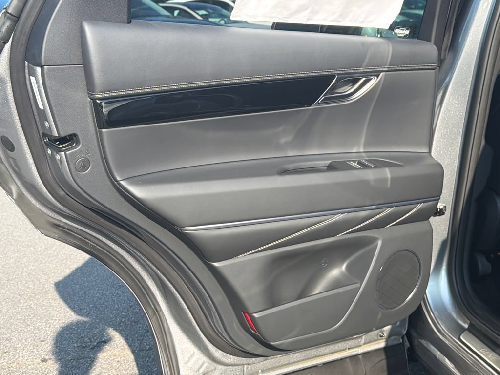New 2027 Genesis GV80 2.5T AWD/4WD image 24