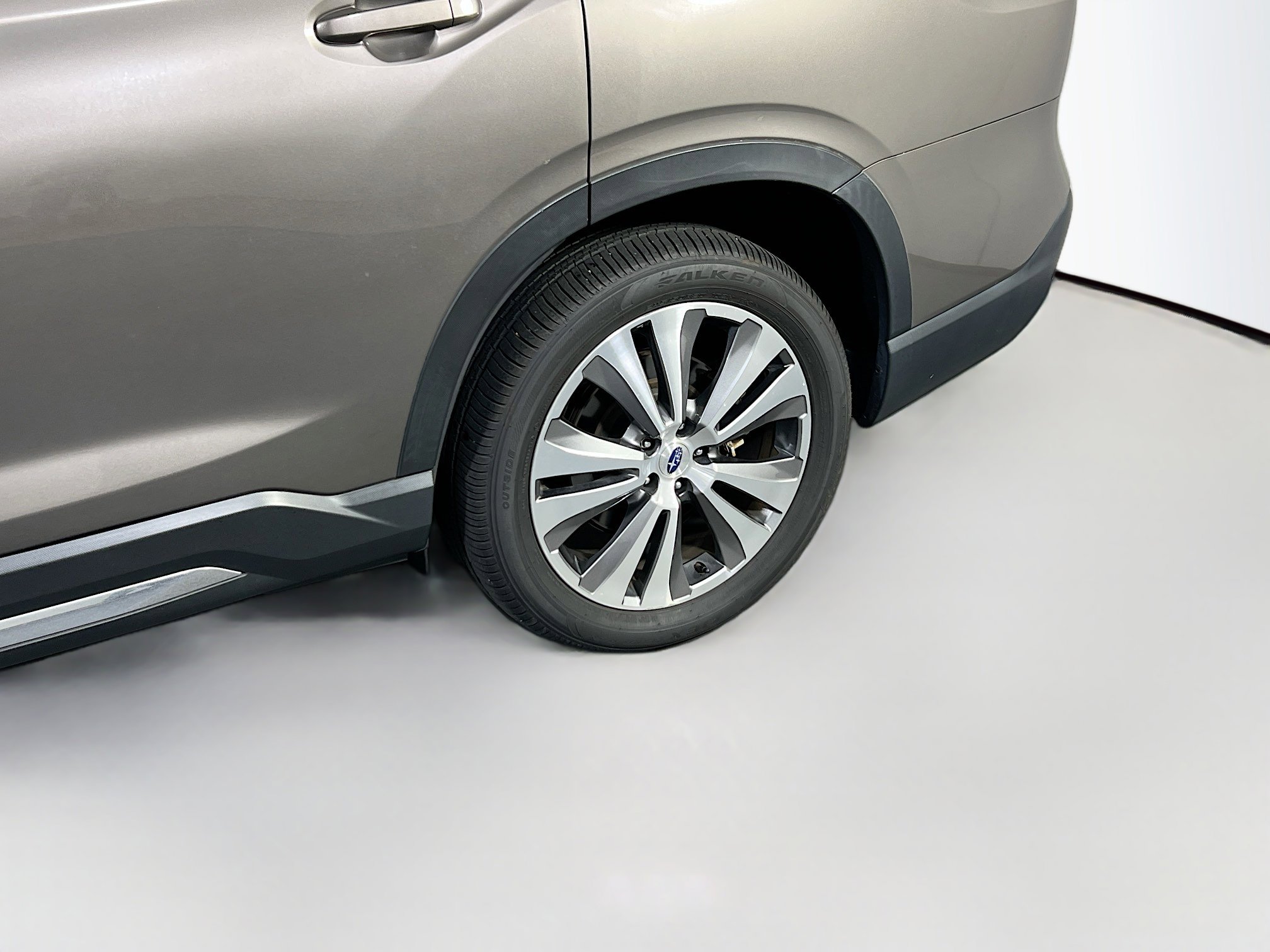 Used 2021 Subaru Ascent Limited w/ Technology Package image 31