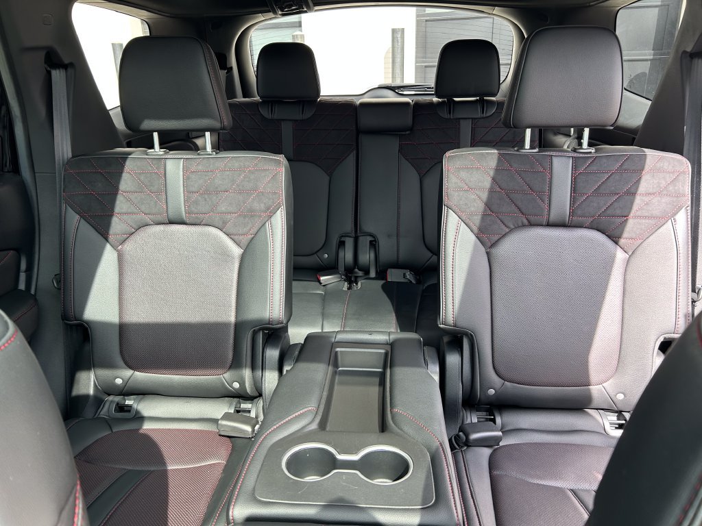 Used 2026 Honda Pilot Black Edition image 12