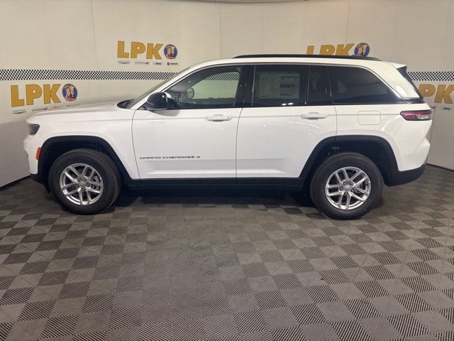 New 2025 Jeep Grand Cherokee Laredo X image 11