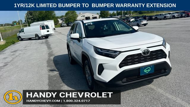 Used 2025 Toyota RAV4 XLE AWD/4WD image 1