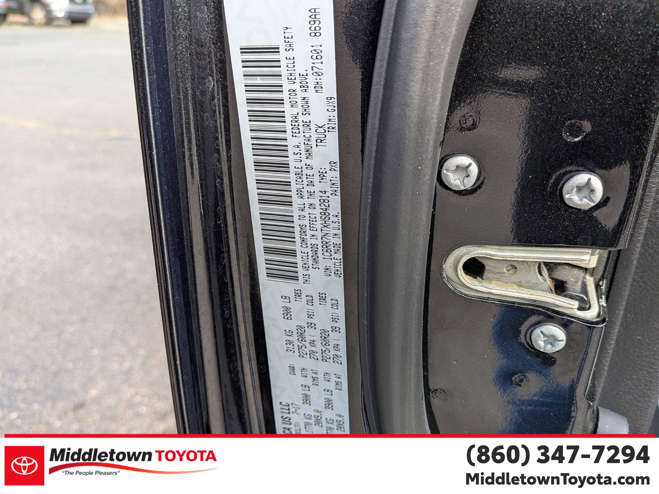 Used 2017 RAM 1500 Laramie w/ Convenience Group image 41