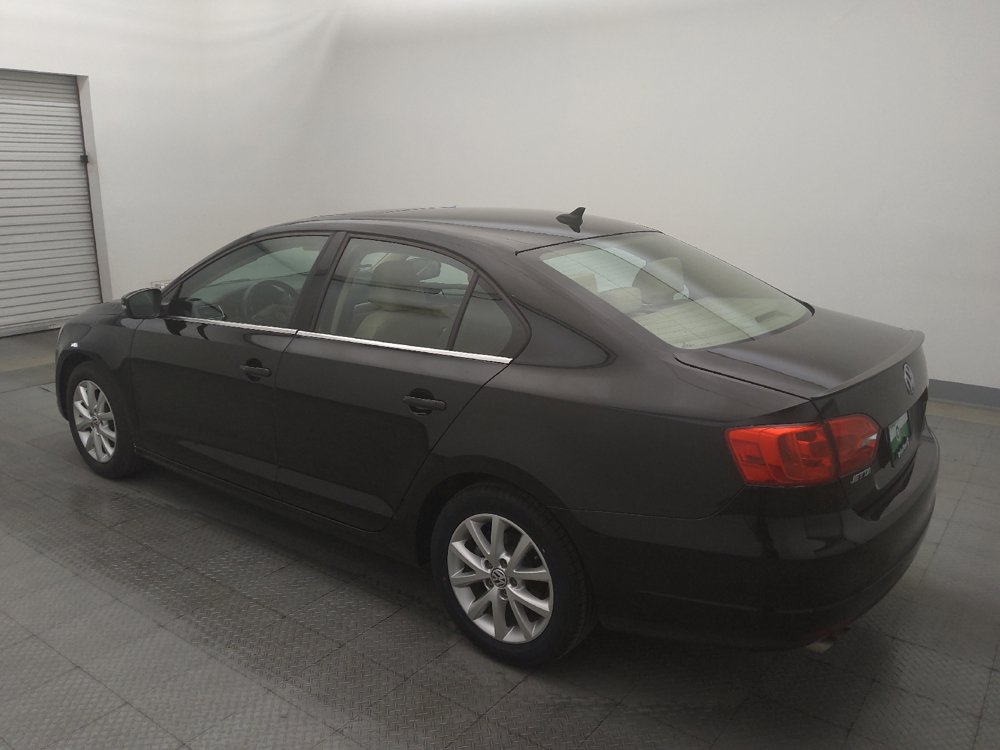 Used 2014 Volkswagen Jetta SE FWD image 3