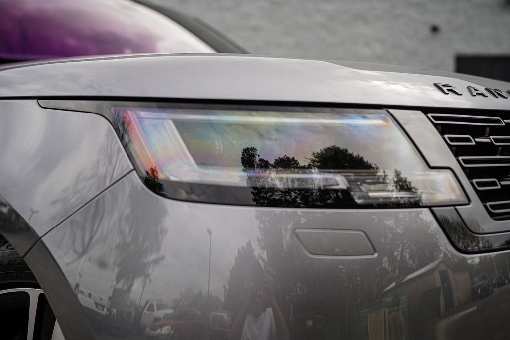 Used 2023 Land Rover Range Rover SE image 7