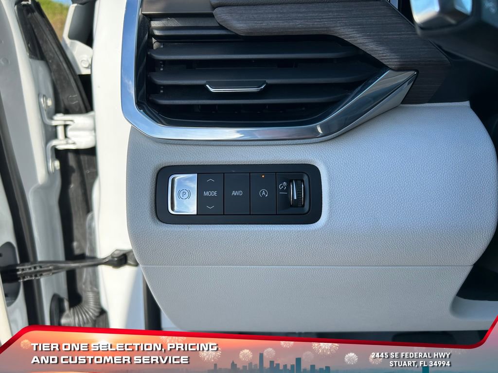 Used 2024 GMC Acadia Denali image 24