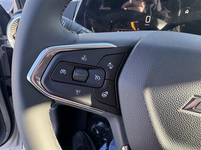 New 2026 Chevrolet Trax ACTIV w/ Sunroof Package FWD image 20