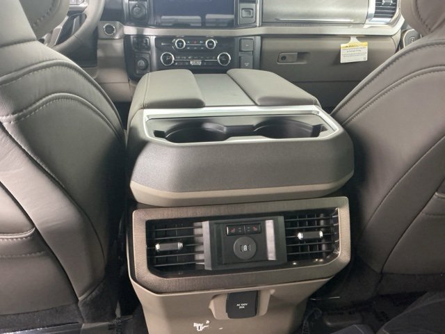 New 2026 Ford F350 Platinum image 30