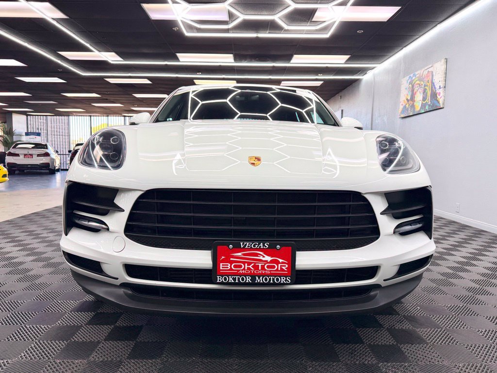 Used 2021 Porsche Macan AWD/4WD image 3
