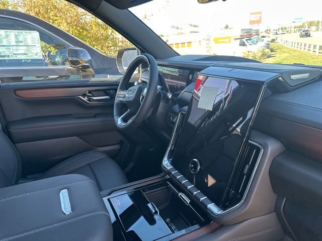 New 2026 GMC Yukon XL Denali w/ Denali Reserve Package image 31