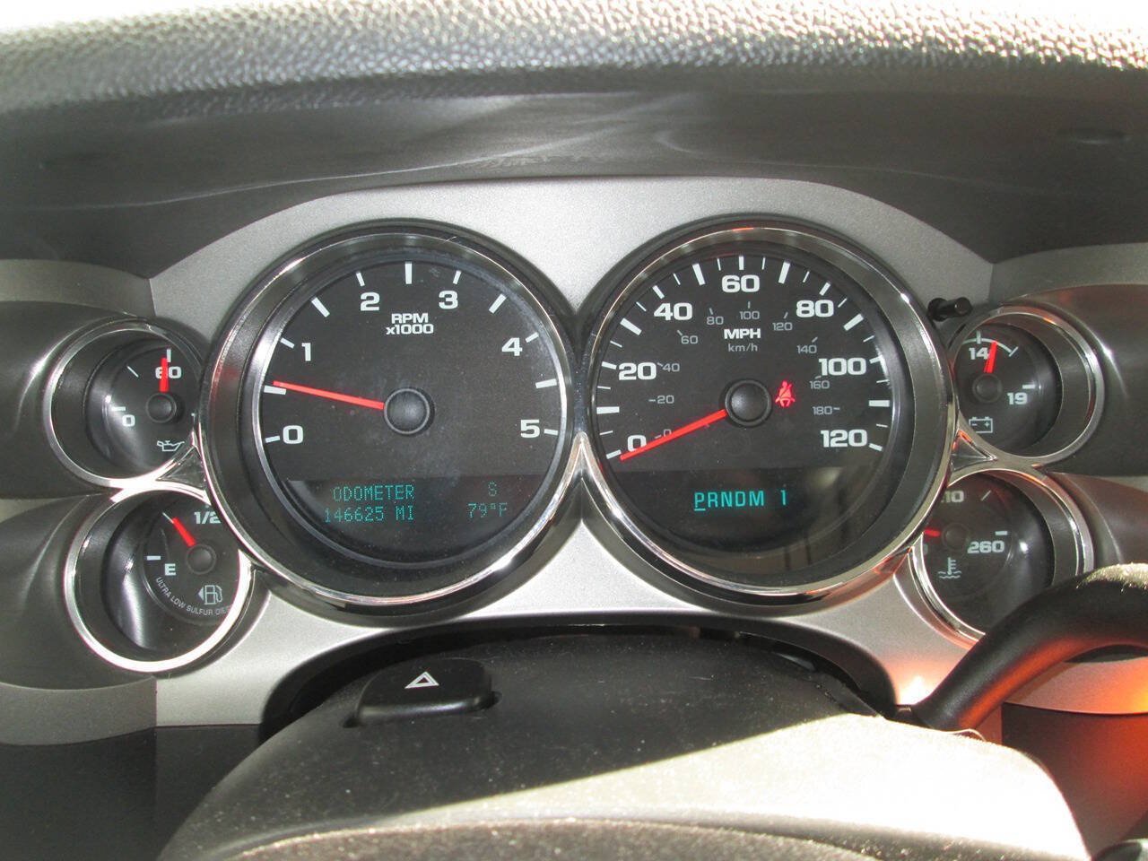 Used 2011 Chevrolet Silverado 2500 LT w/ Interior Plus Package AWD/4WD image 10
