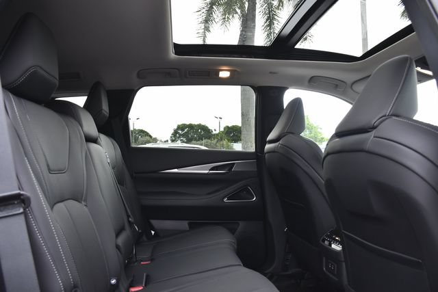 New 2027 INFINITI QX60 Luxe w/ Cargo Package FWD image 31