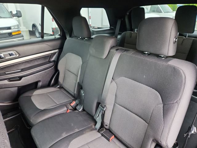 Used 2019 Ford Explorer XLT w/ Class II Trailer Tow Package FWD image 28