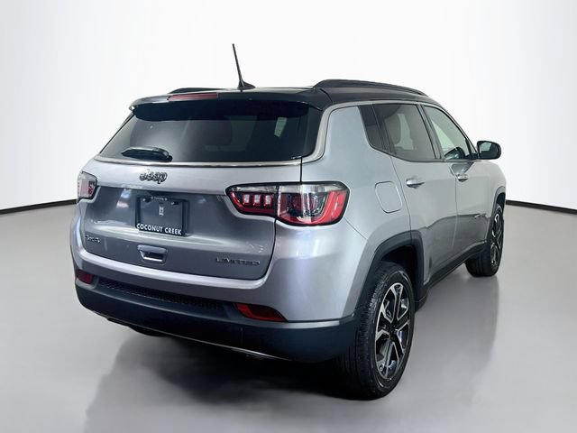Used 2023 Jeep Compass Limited AWD/4WD image 8