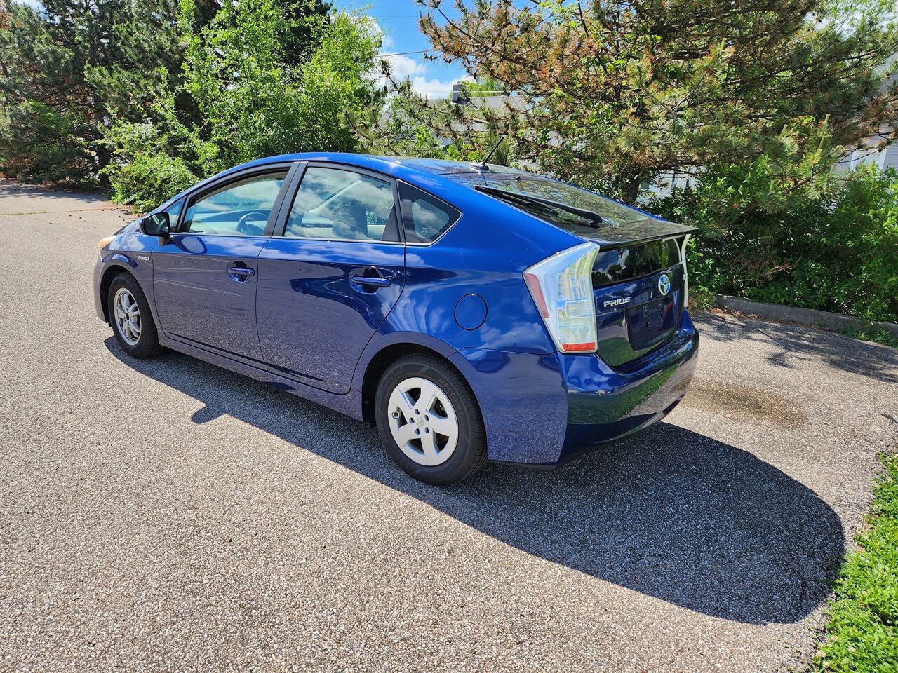 Used 2011 Toyota Prius Three FWD image 8