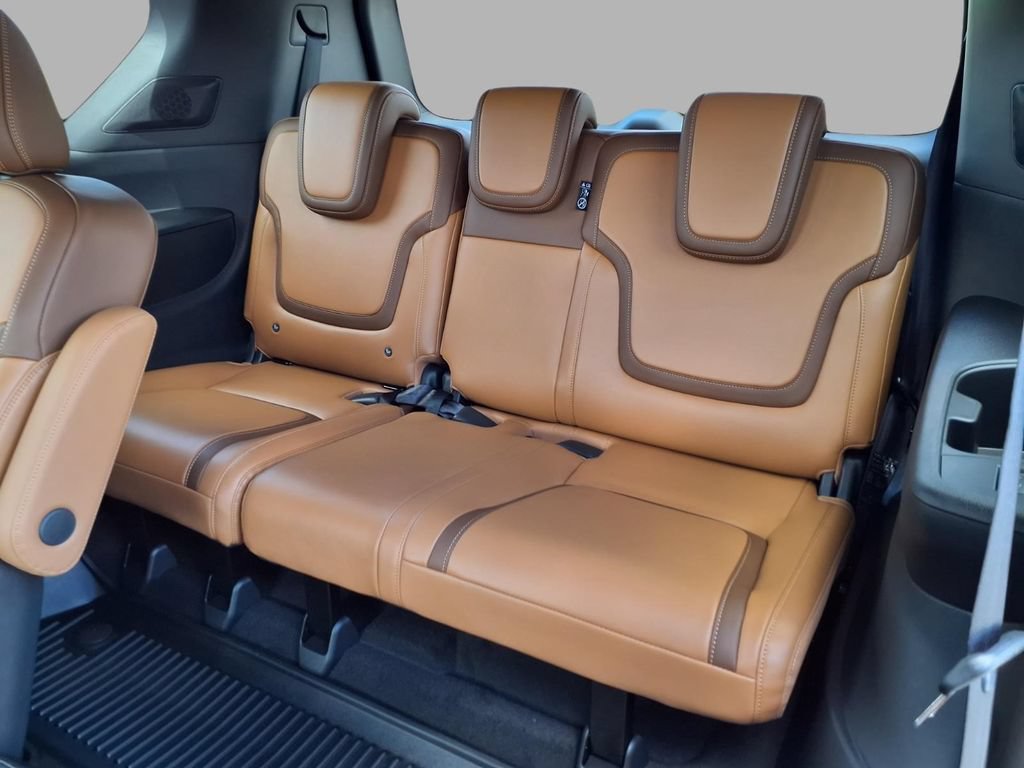 New 2026 Nissan Armada SL w/ Captain's Chari Seat Package AWD/4WD image 25