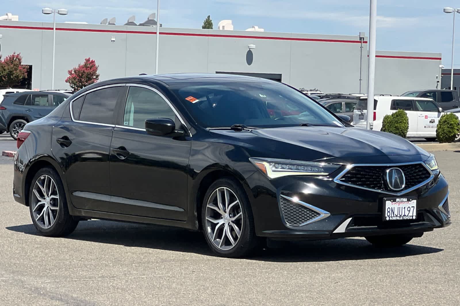 Used 2019 Acura ILX FWD image 5