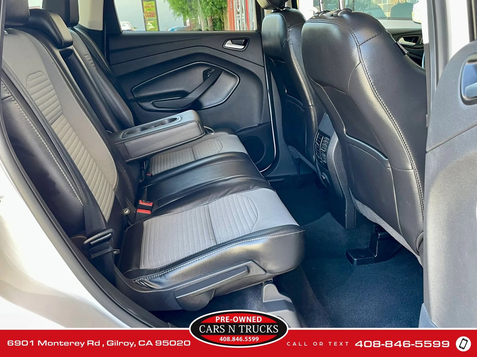 Used 2019 Ford Escape SE image 13