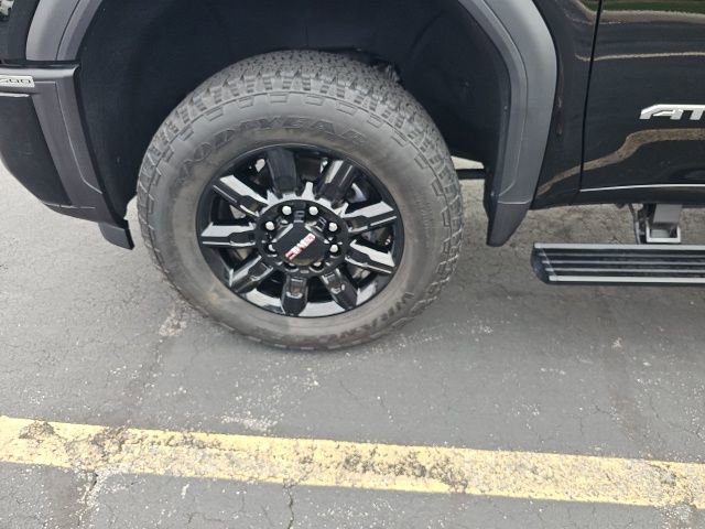 Used 2025 GMC Sierra 2500 AT4 w/ AT4 Premium Plus Package image 29