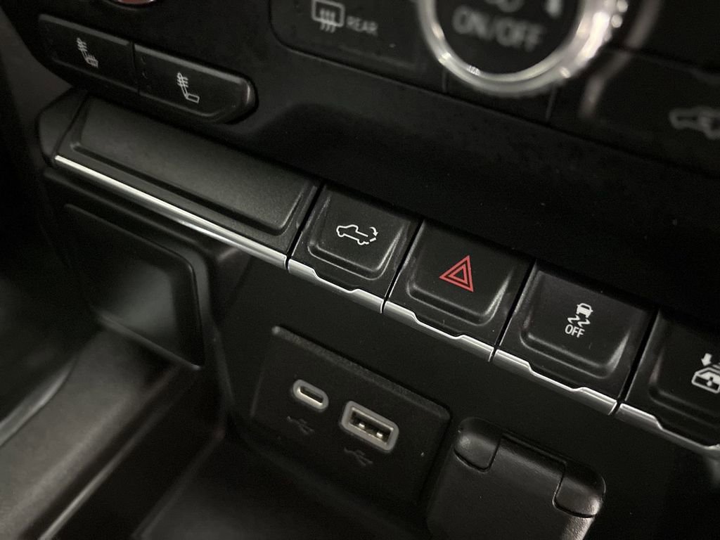 Used 2022 GMC Sierra 1500 Elevation w/ LPO, GMC Protection Package image 27