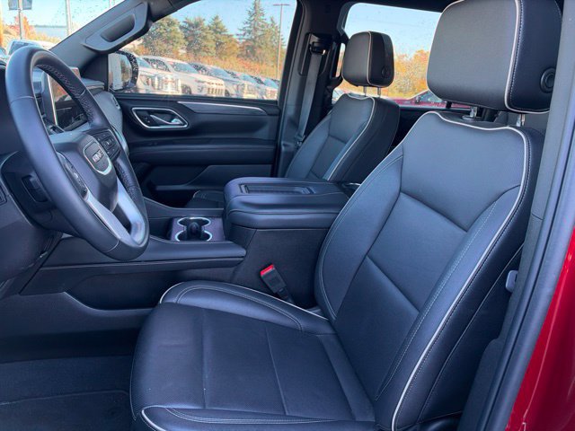 Used 2023 GMC Yukon XL SLT w/ Max Trailering Package AWD/4WD image 24