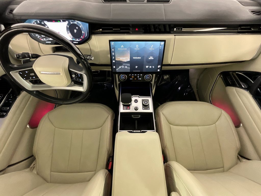 Certified 2023 Land Rover Range Rover SE image 14